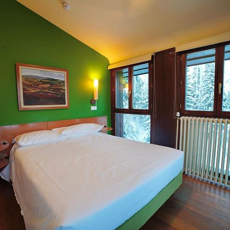 Snoe Hotel กันดันชู ภายนอก รูปภาพ